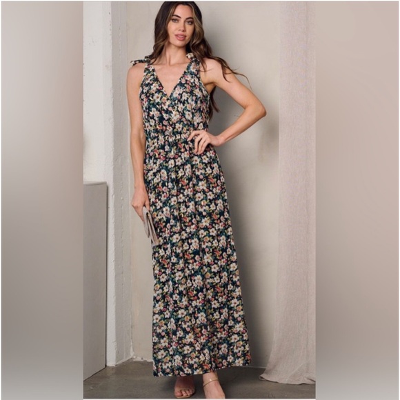 Black Surplice Shimmer Detailed Floral Maxi Dress - Picture 2 of 4